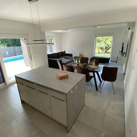 Villa Lighthouse Mit Pool Und Jacuzzi